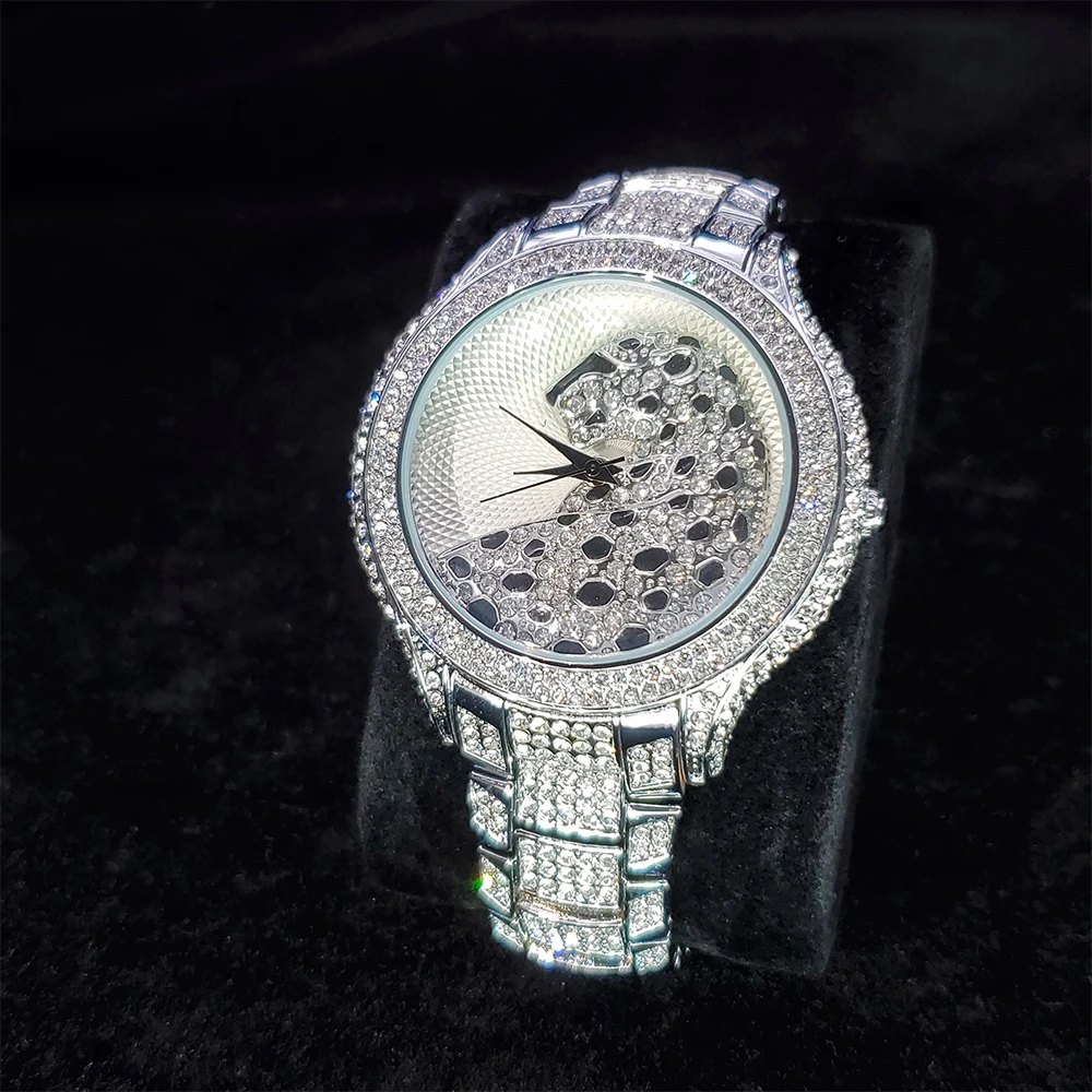Нов Стил Сребърни Мъжки Луксозни часовници Bling с пълна диамантен пръстен Кварцов Ръчен часовник От Неръждаема Стомана Гривна Подарък Светещи Часовници Мъжки часовници Изображение 4