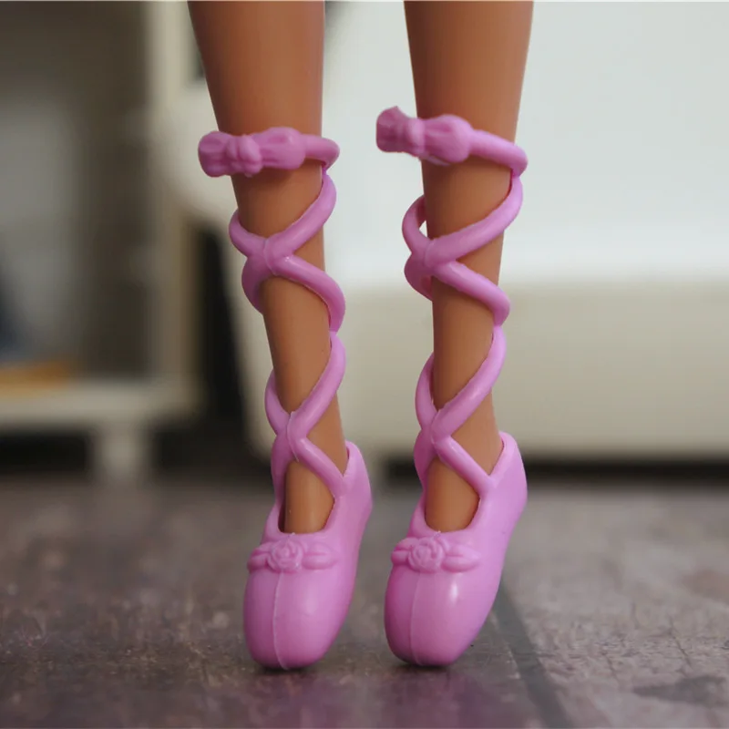 Обувки на токчета за Барби оригиналната кукла 1/6 bjd аксесоари маратонки boneca princesas сандали zapatos бял черен детски играчки за момичета Изображение 5