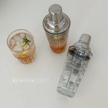 Корейската ниша кафене стъклена бутилка за сняг везни ръчен шейкър коктейл чай с мляко ръчен шейкър 1