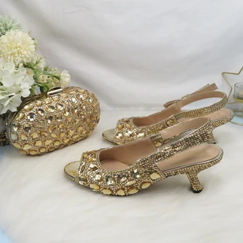 Баояфан Champagne Gold Crystal Вечерни сандали в Чантата си Сватба сватбени обувки с отворени пръсти дамска мода Странен ток Модни сандали 1
