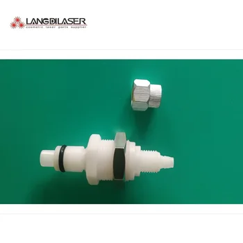 конектор за вода диодного лазер за тръба ПУ 8 мм*5 мм ( с щепсел +винт ) 1